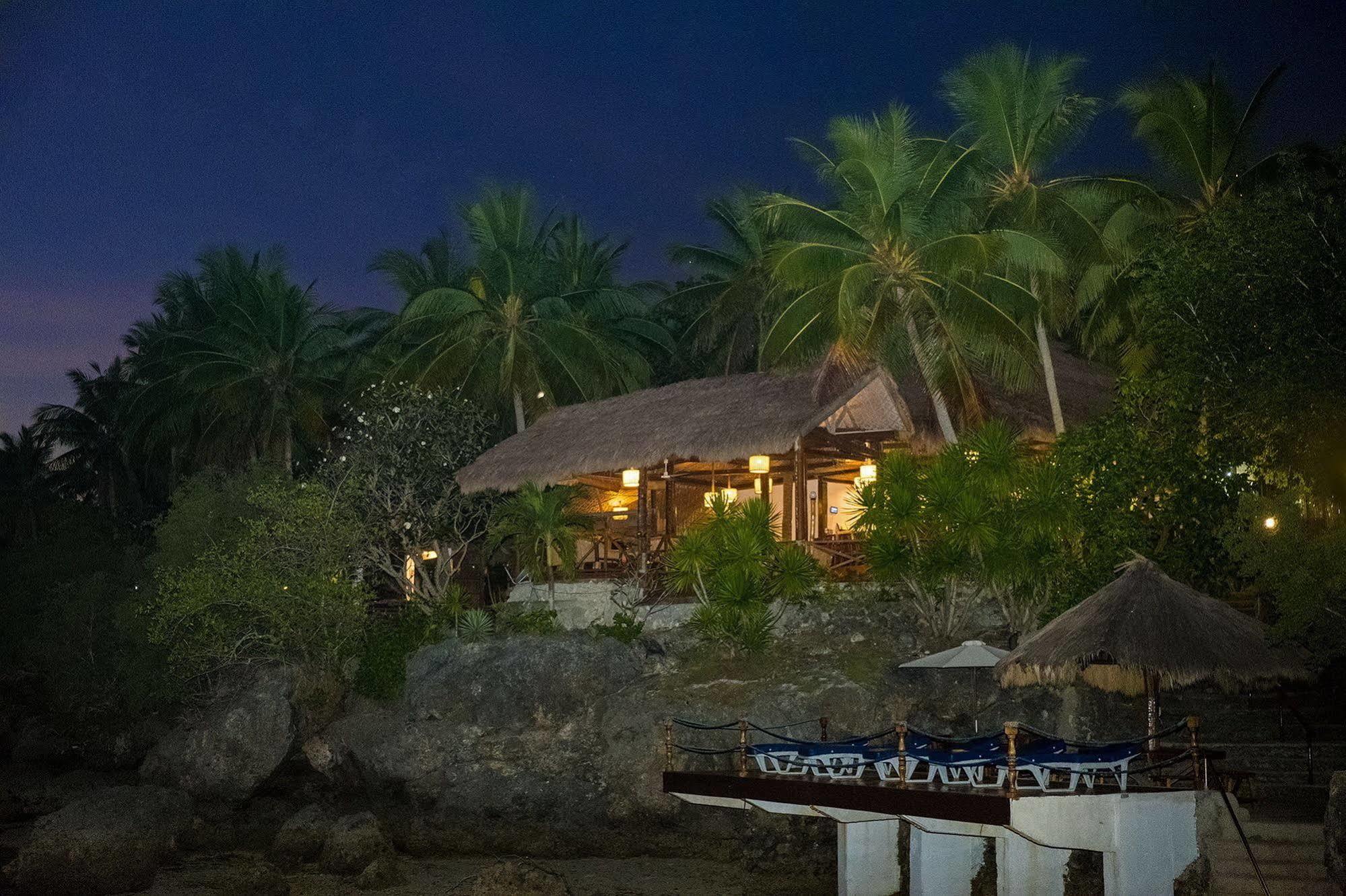 Sampaguita Resort Moalboal Dış mekan fotoğraf